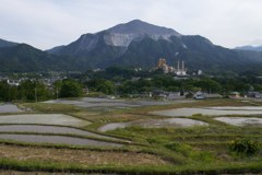 2015/05/23_寺坂棚田と武甲山