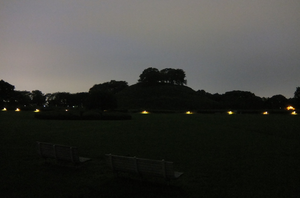 2014/08/17_夜のさきたま古墳公園（丸墓山古墳）