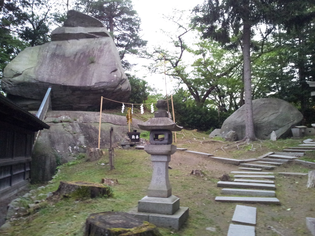 2016/07/16_盛岡城跡公園（岩手公園）烏帽子岩