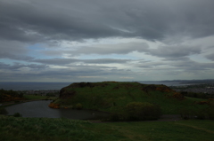 2016/05/20_アーサーズ・シートからダンサピー湖とダンサビー・クラッグ
