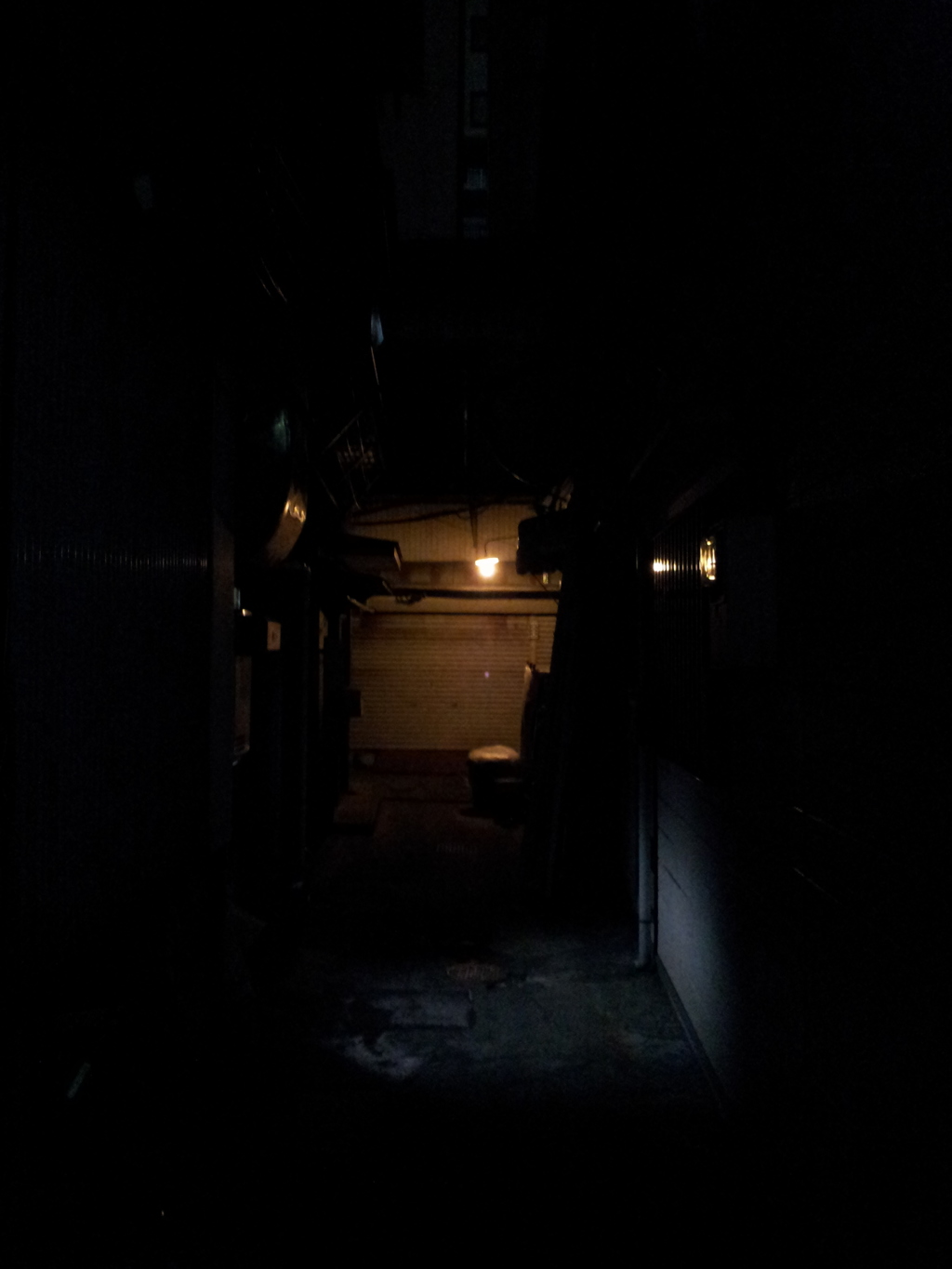 2016/03/18_夜の路地裏