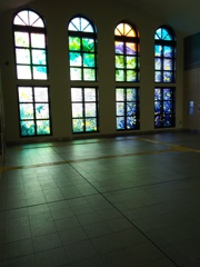 2017/07/30_坂戸駅のステンドグラス