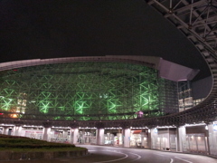 2016/05/11_夜の金沢駅 もてなしドーム