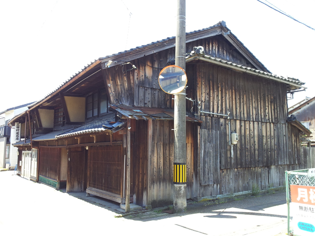 2017/05/18_古そうな店