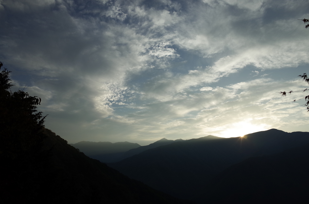 2014/10/11_奥秩父の夕暮れ（大血川林道からの眺め）