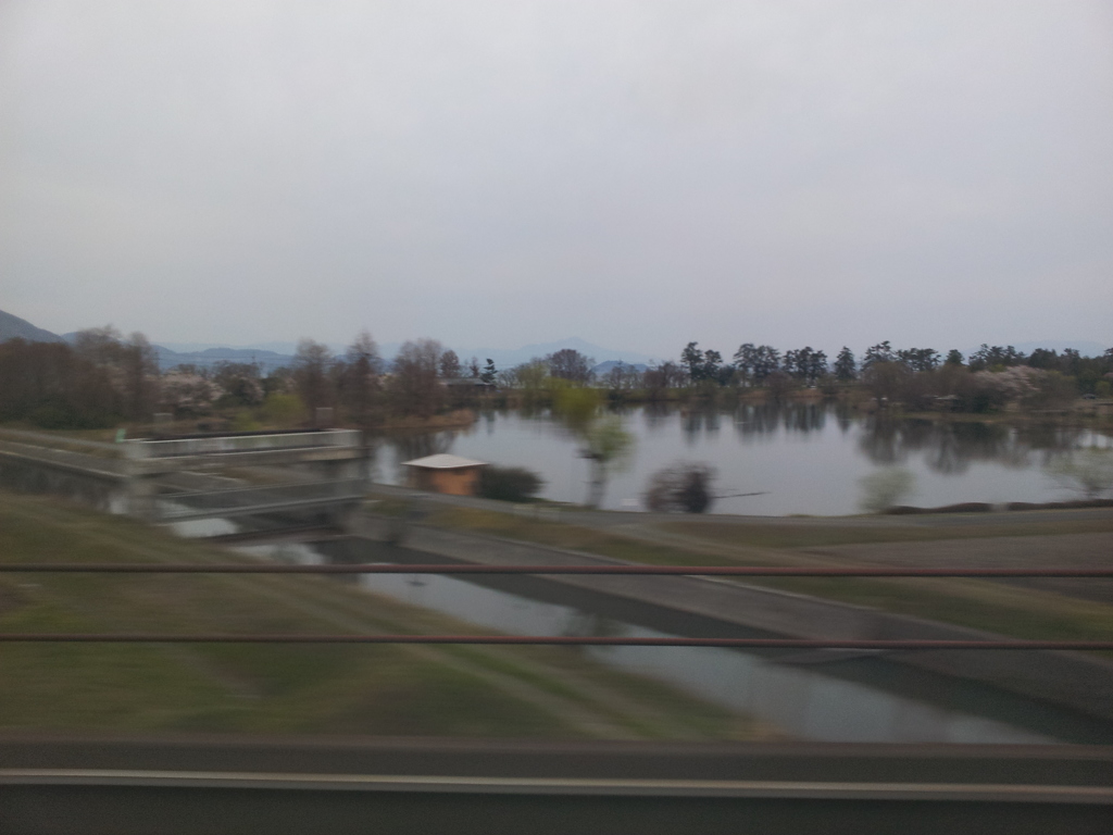 2019/04/13_サンダーバードからの車窓風景