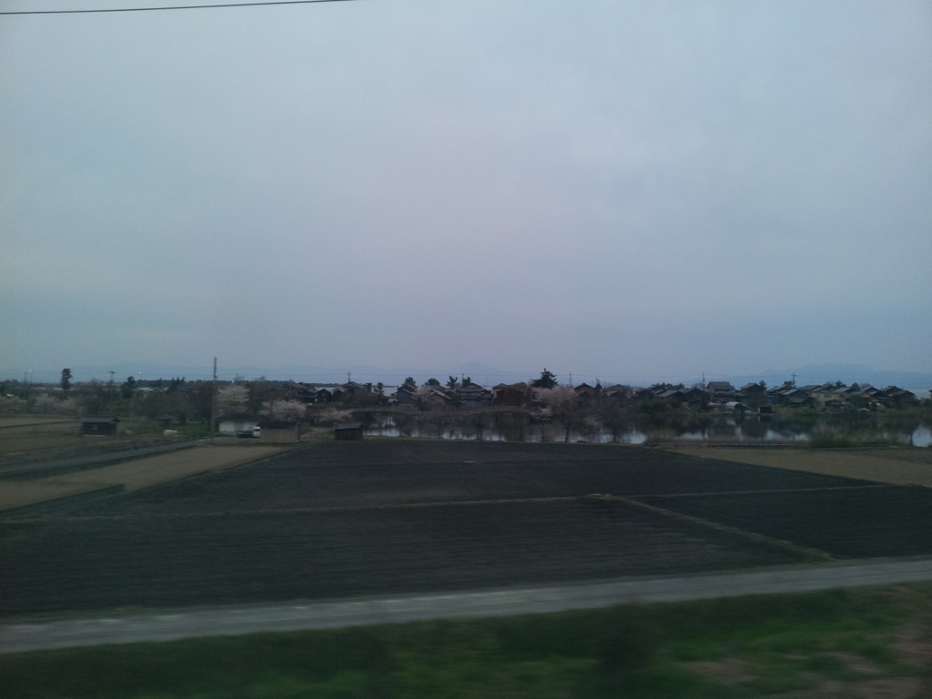 2019/04/13_サンダーバードからの車窓風景