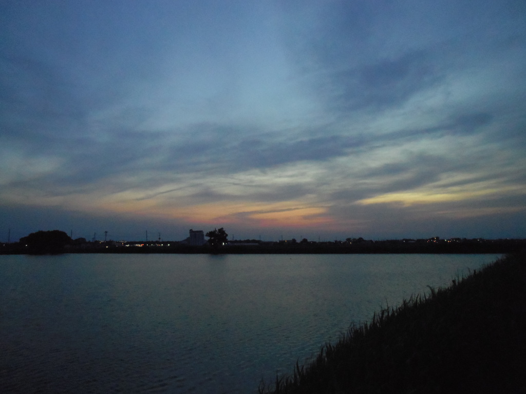 2017/05/21_溜め池の夕暮れ