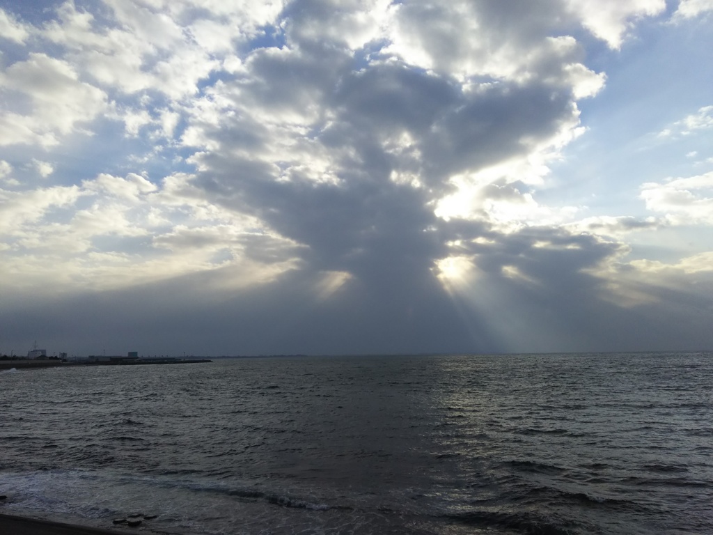 2016/12/10_富山湾の天使の梯子