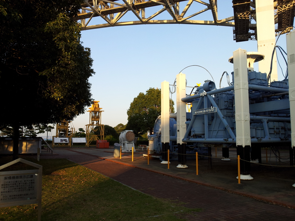 2017/10/26_瀬戸大橋記念公園 架橋機器展示広場