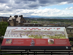 2016/05/21_エディンバラ城から新市街とフォース湾を望む