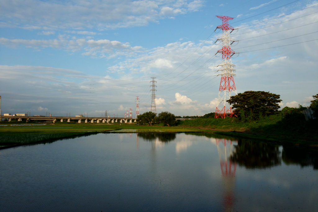 2015/06/21_水田に雲と鉄塔