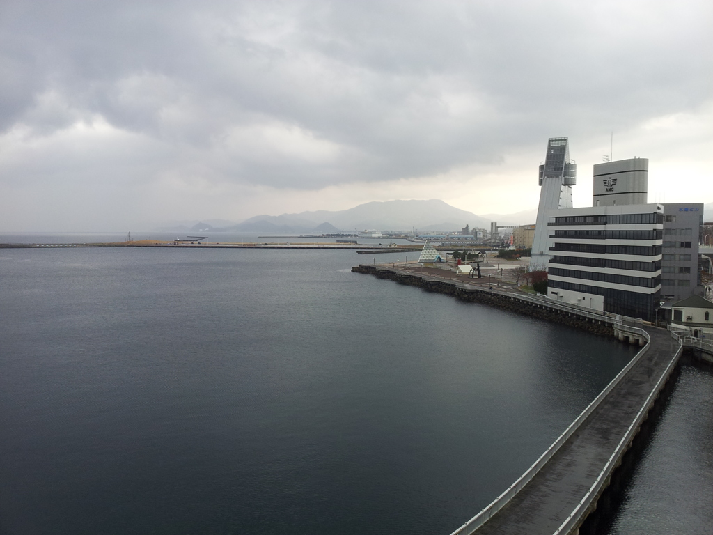 2016/11/13_青森ベイブリッジから青森湾を望む