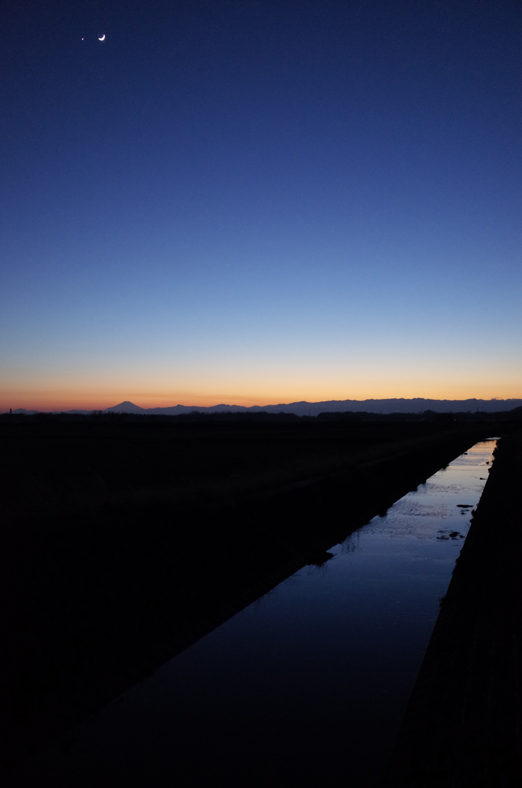 2017/01/02_用水路の夕暮れ