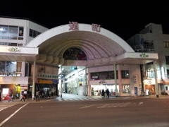 2017/10/26_夜の丸亀駅前商店街 通町
