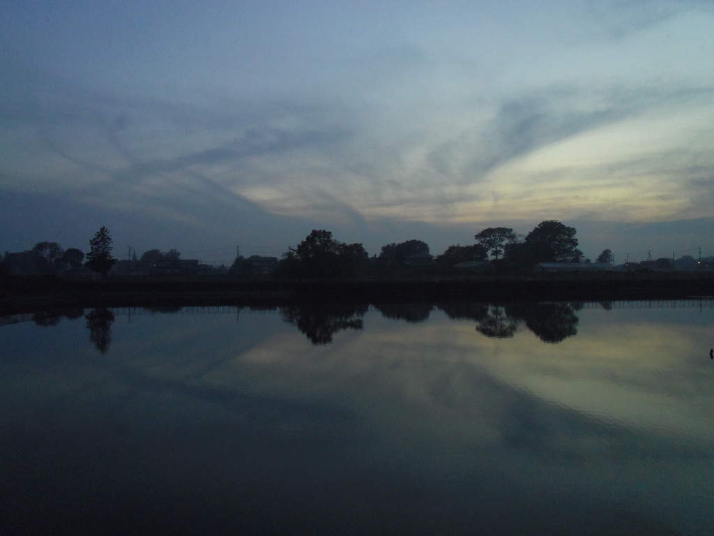 2016/11/20_溜め池の夕暮れ