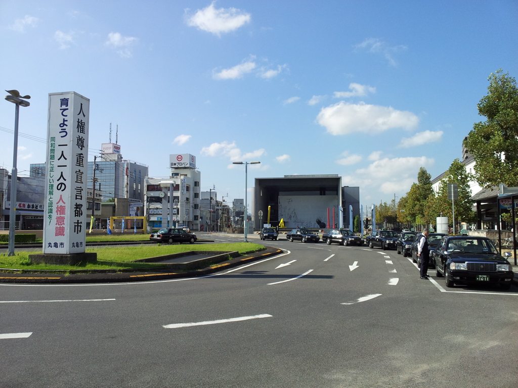 2017/10/26_丸亀駅前ロータリー