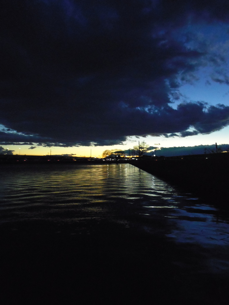 2016/12/23_溜め池の夕暮れ