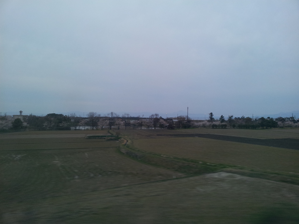 2019/04/13_サンダーバードからの車窓風景