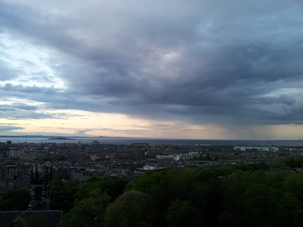 2016/05/21_カールトン・ヒルからフォース湾を望む