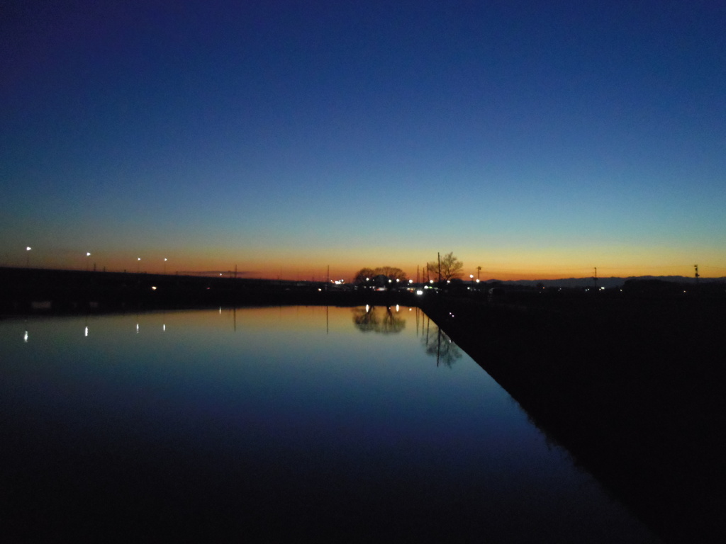 2016/12/25_溜め池の夕暮れ