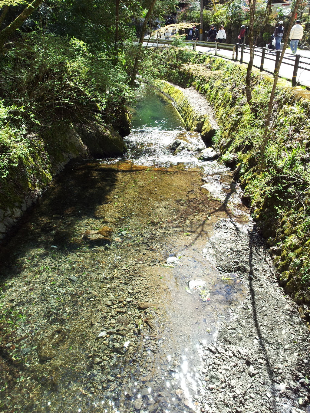 2019/04/13_奧ノ院橋から貴船川下流を望む