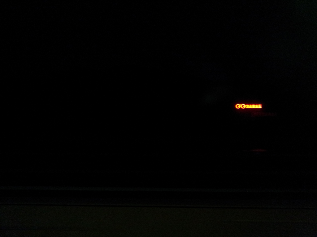 2019/04/13_サンダーバードから鯖江の夜の電飾を望む