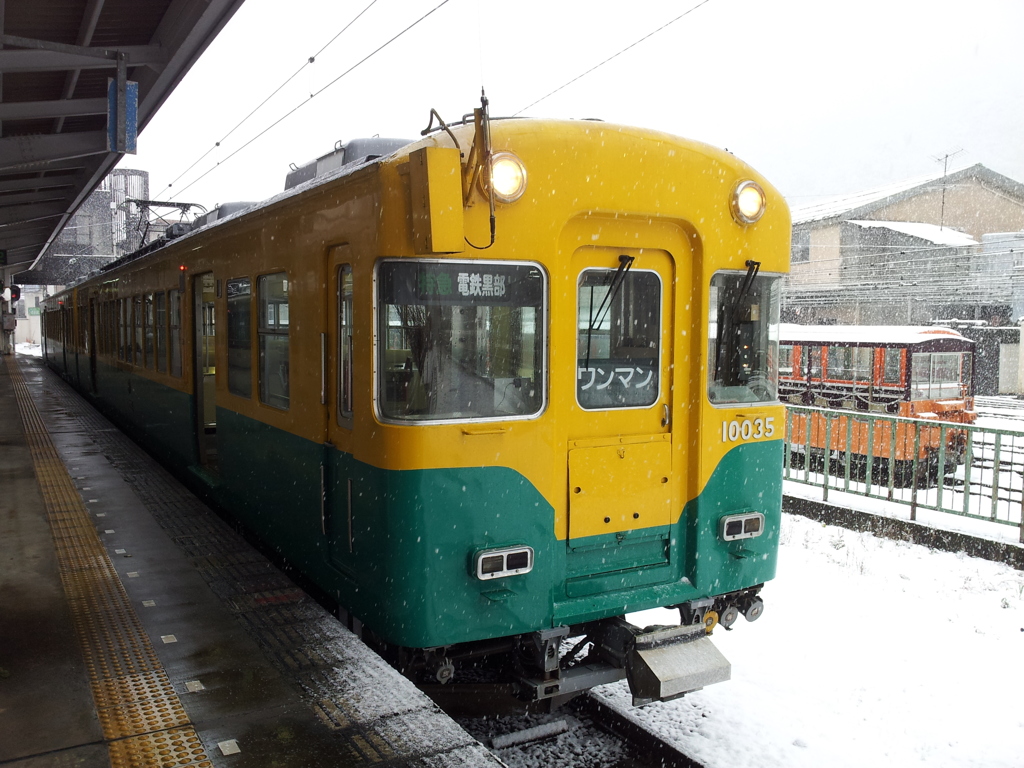 2016/12/10_富山地鉄の列車