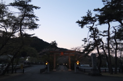 2014/04/12_夕暮れの高麗神社