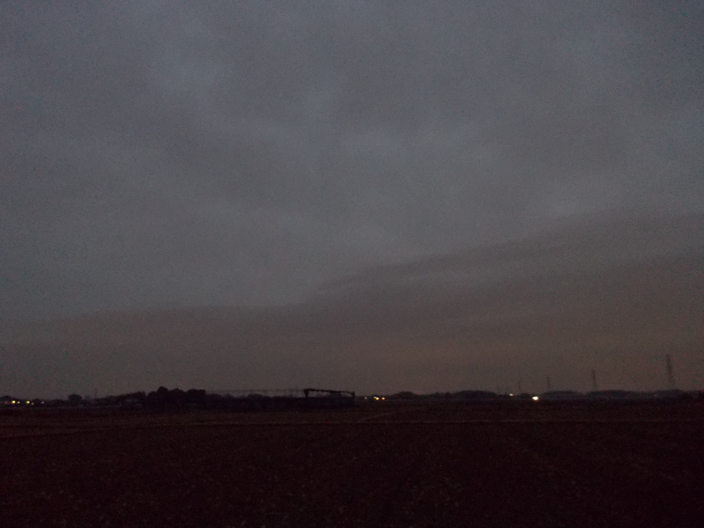 2017/02/05_曇天の夕暮れ
