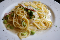 ベーコンと枝豆のクリームパスタ