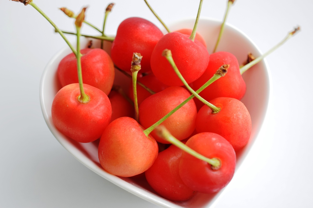 cool sweet cherries