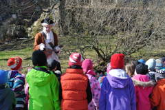  treasure hunters