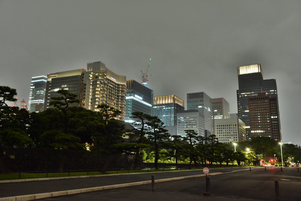 梅雨空-東京夜景-