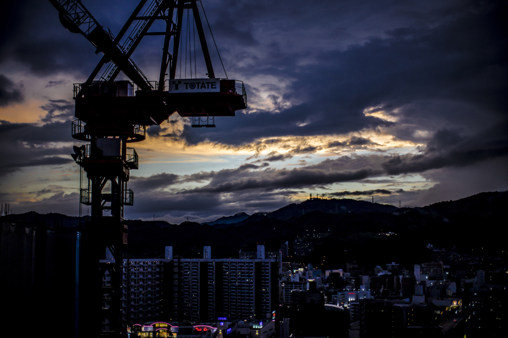 重機と夕日 pt2