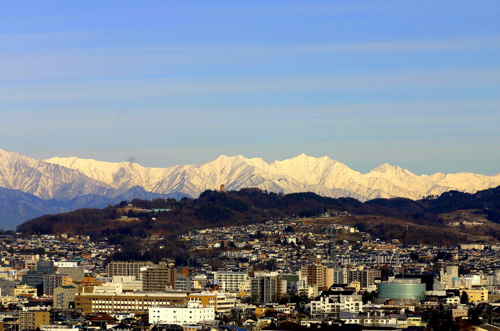 朝の北アルプス