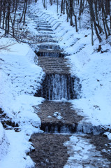 雪のフランス式階段流路１