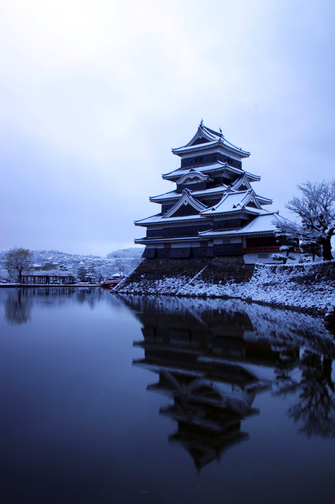 雪の天守閣　４