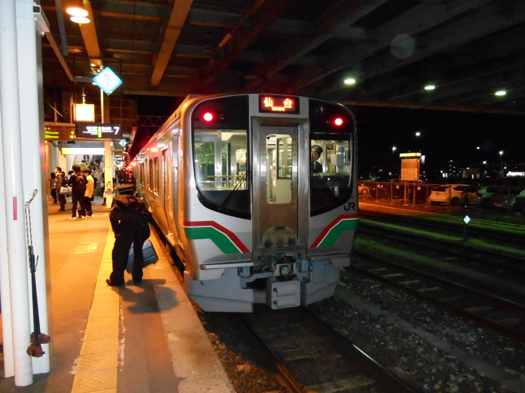 山形駅発着電車-4