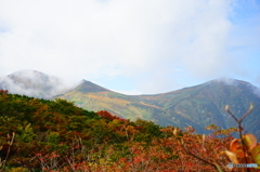 錦秋の朝日連峰山行-9