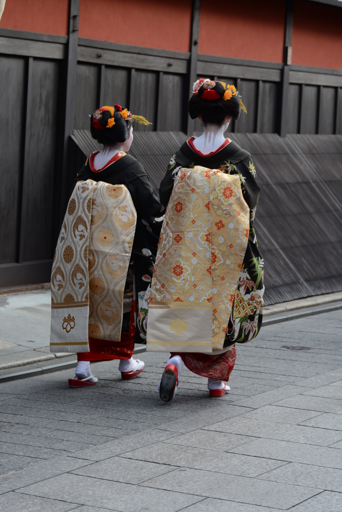 おめっとうさんどす、本年もどうぞよろしゅう、お頼のもうします2