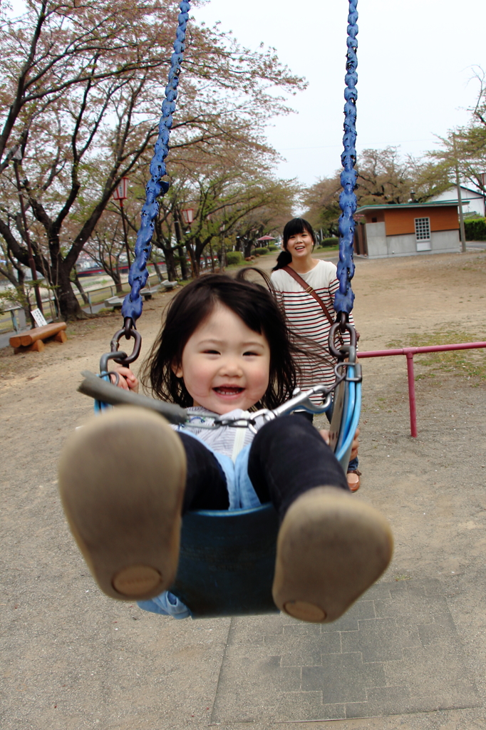 休日の公園で。