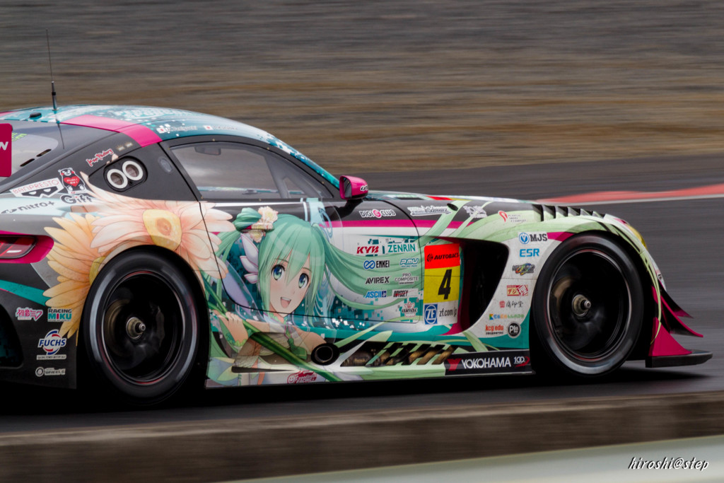 GOODSMILE RACING & TeamUKYO
