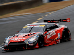 MOTUL AUTECH GT-R　2