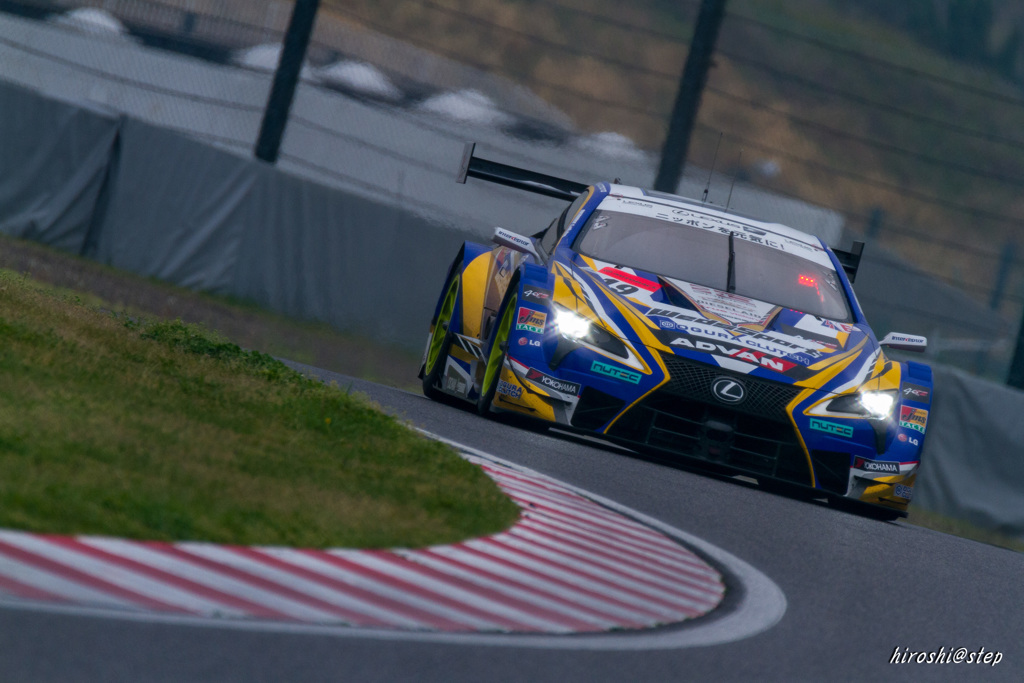 19 WedsSport ADVAN LC500