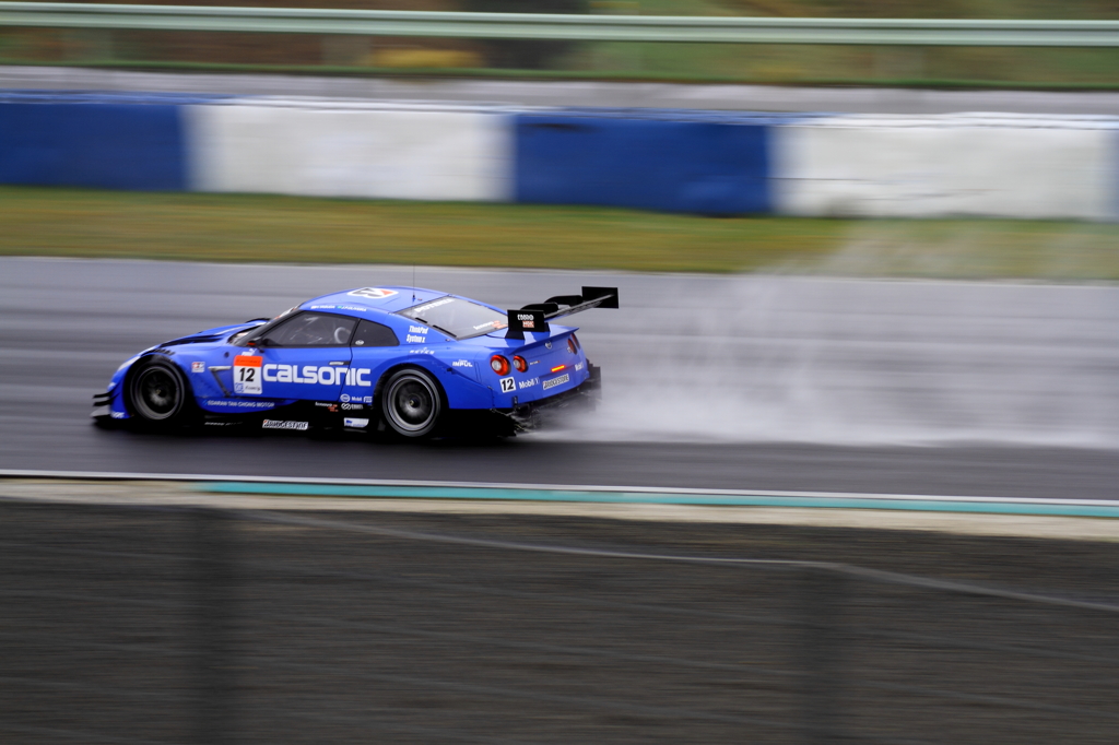 カルソニック IMPUL GT-R