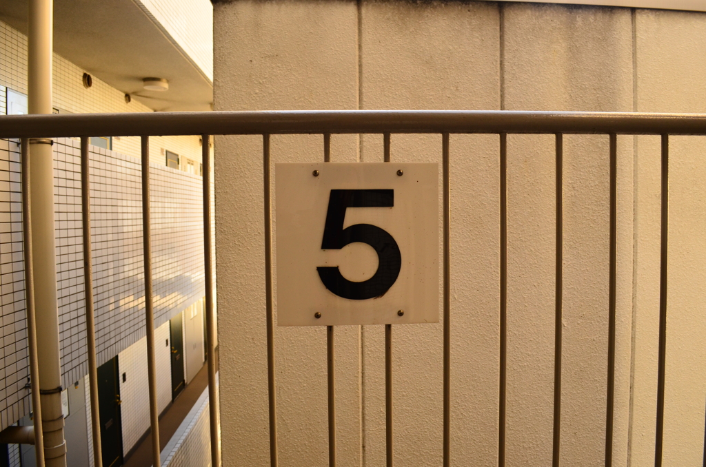 5