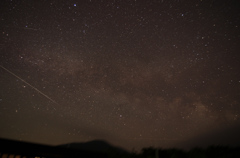 流れ星？？飛行機？？