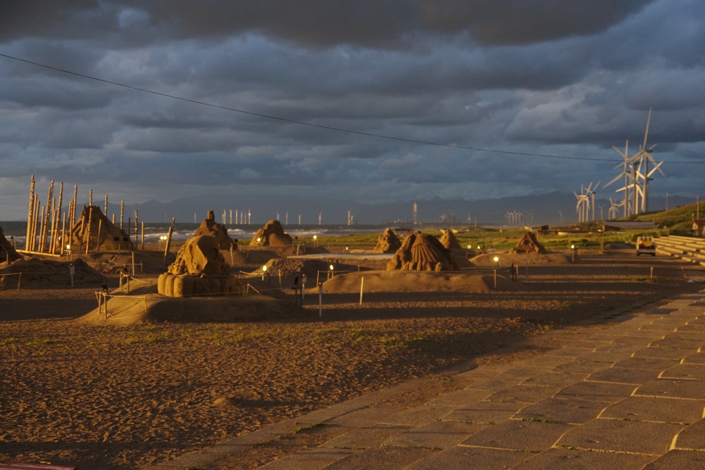 アートのある海岸
