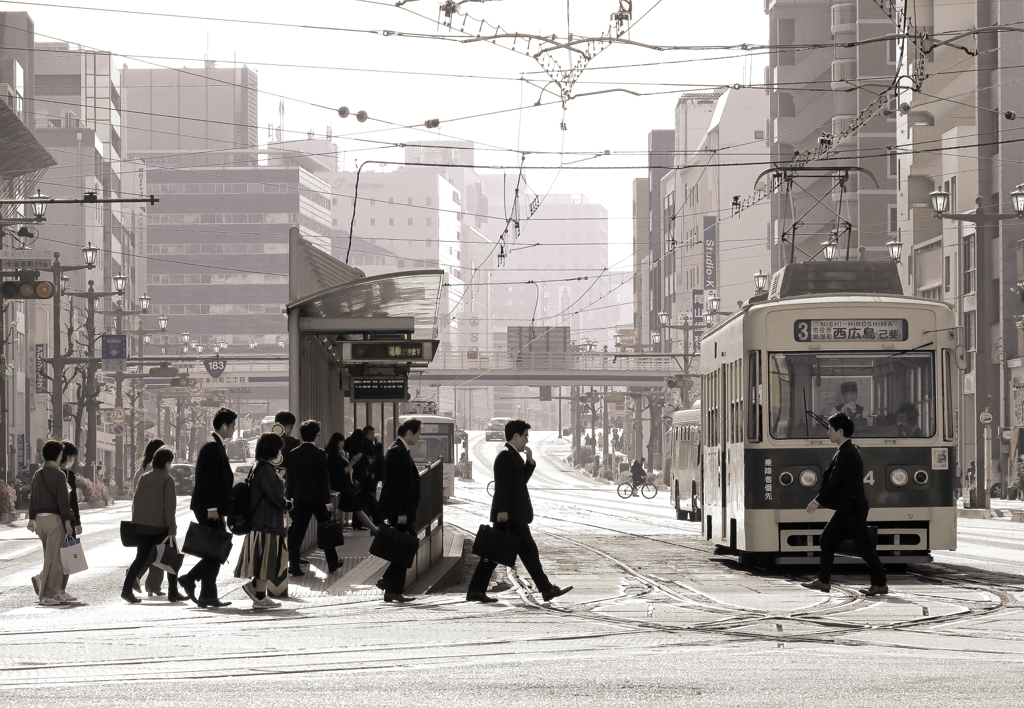 朝の通勤ご苦労様です～(´艸｀*)